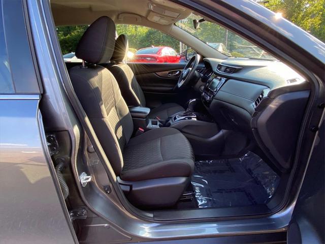 Photo of 2020 Gun Metallic Nissan Rogue