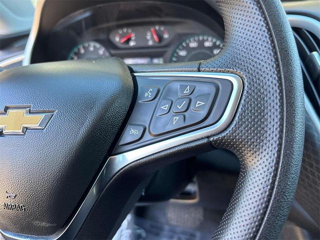 Photo of 2024 Mineral Gray Metallic Chevrolet Malibu