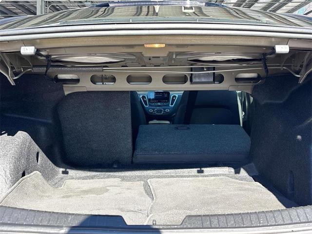 Photo of 2024 Mineral Gray Metallic Chevrolet Malibu