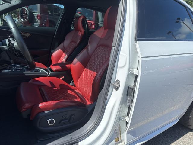 Photo of 2018 Glacier White Audi S4