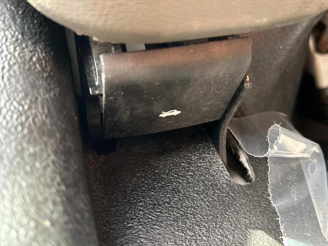 Photo of 2023 OXFORD WHITE Ford Transit-350