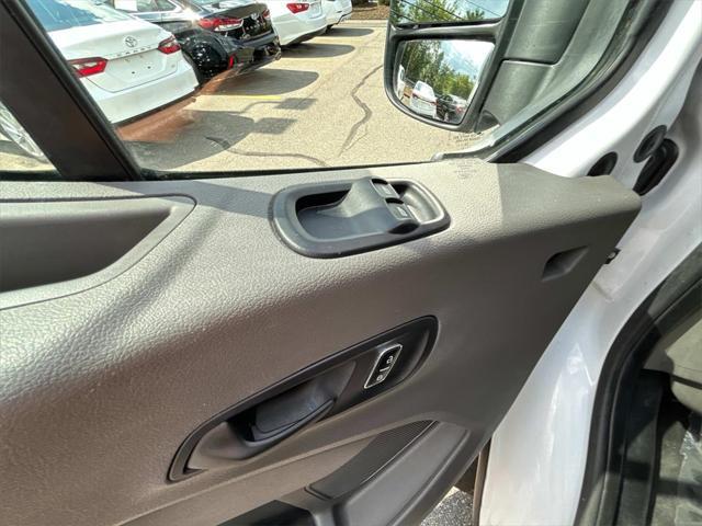 Photo of 2023 OXFORD WHITE Ford Transit-350