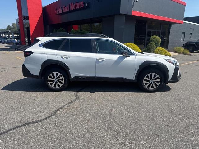 Photo of 2023 Crystal White Pearl Subaru Outback