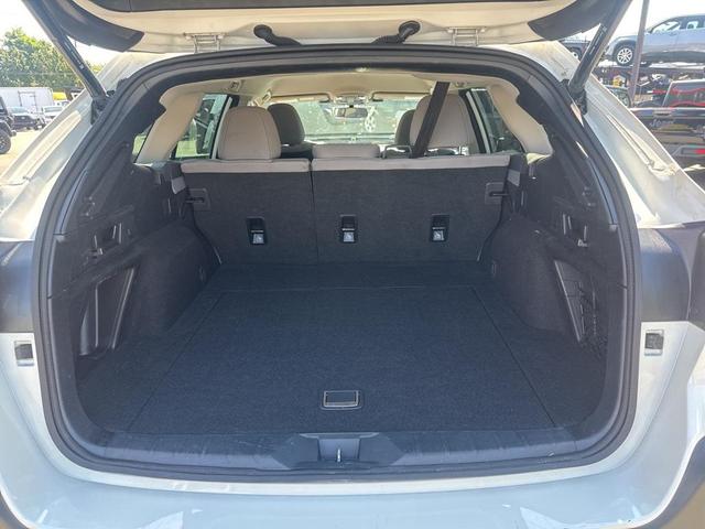 Photo of 2023 Crystal White Pearl Subaru Outback