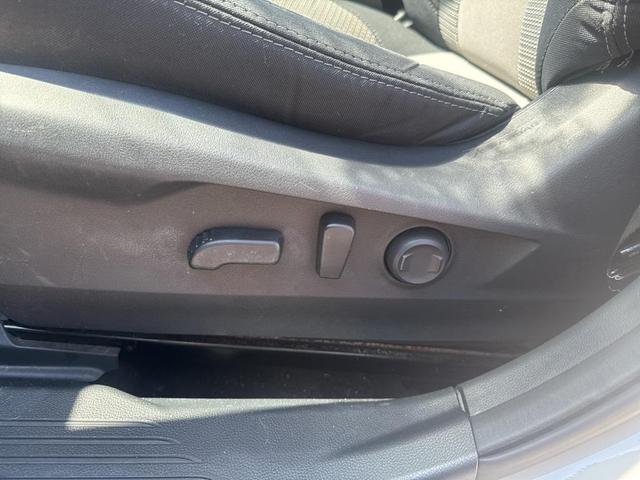 Photo of 2023 Crystal White Pearl Subaru Outback