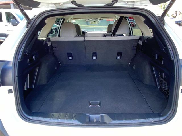 Photo of 2023 Crystal White Pearl Subaru Outback
