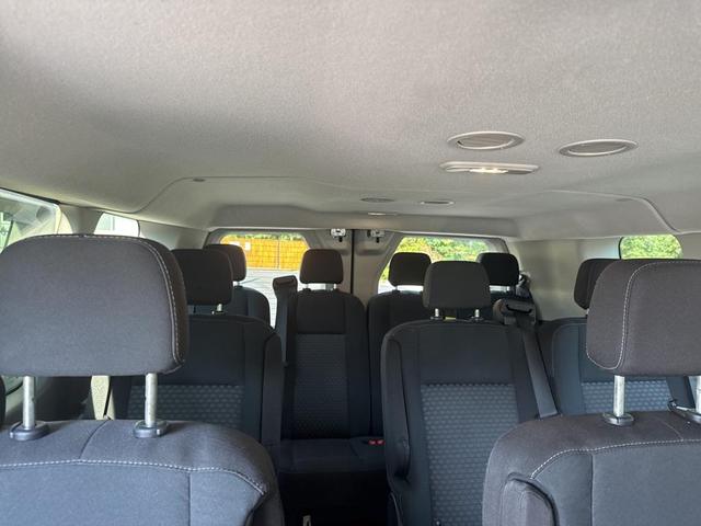 Photo of 2022 OXFORD WHITE Ford Transit-350