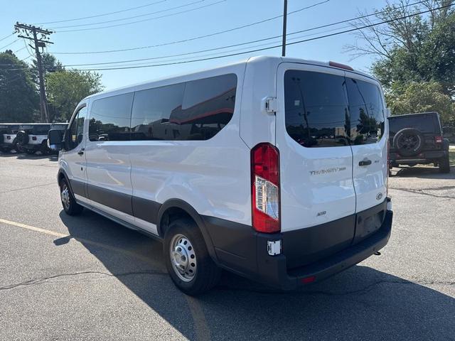 Photo of 2022 OXFORD WHITE Ford Transit-350