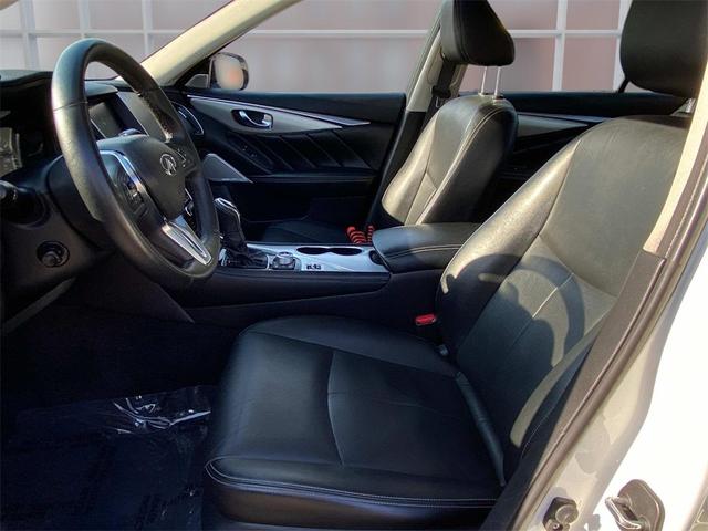 Photo of 2022 Majestic White INFINITI Q50