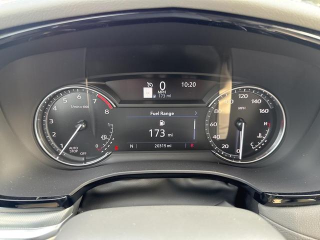 Photo of 2025 Argent Silver Metallic Cadillac XT5