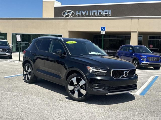 2021 Volvo XC40