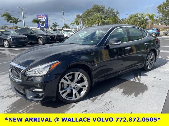 2016 Infiniti Q70