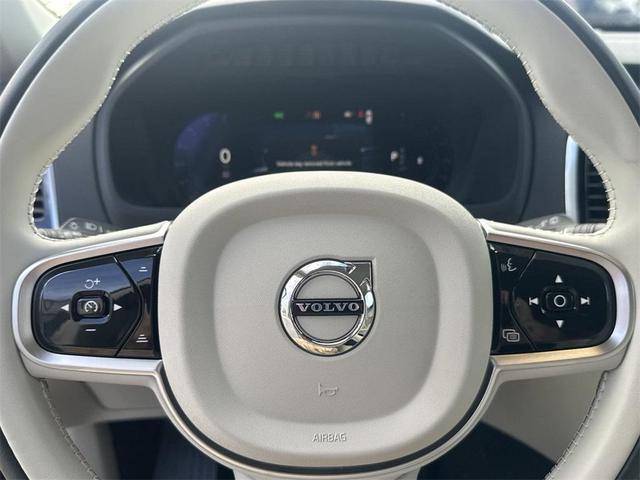 Photo of 2025 Onyx Black Metallic Volvo XC90