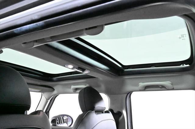 Photo of 2022 White Silver Metallic MINI Hardtop