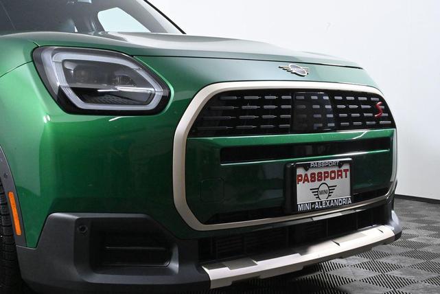 Photo of 2025 British Racing Green IV Metallic MINI Countryman