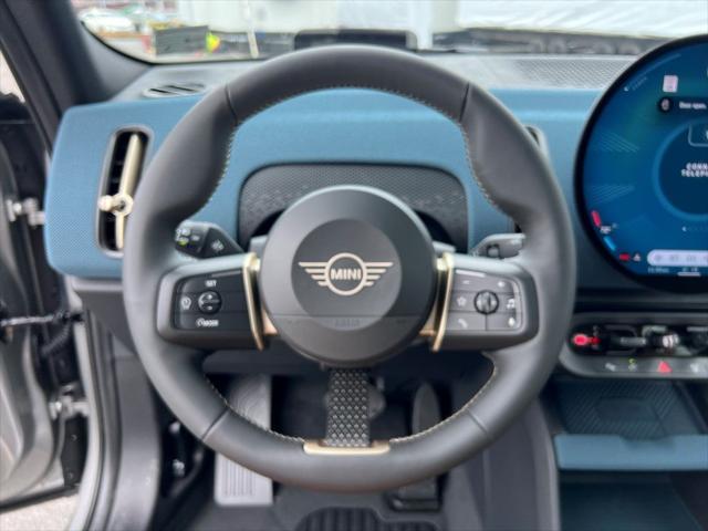 Photo of 2025 Melting Silver III Metallic MINI Countryman