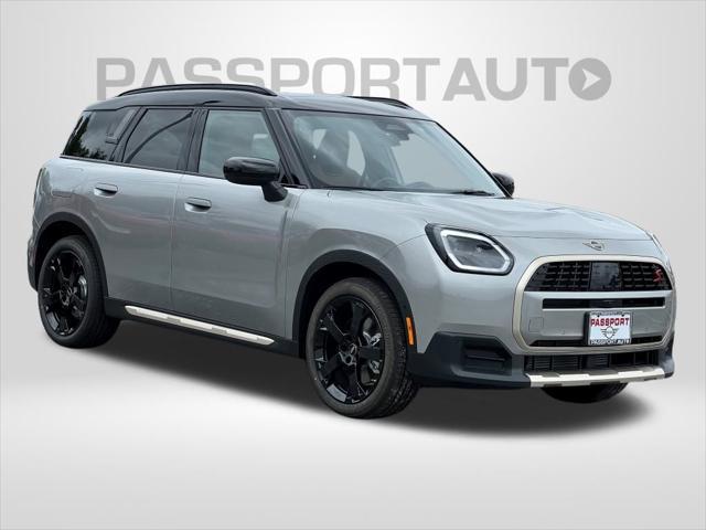 Photo of 2025 Melting Silver III Metallic MINI Countryman
