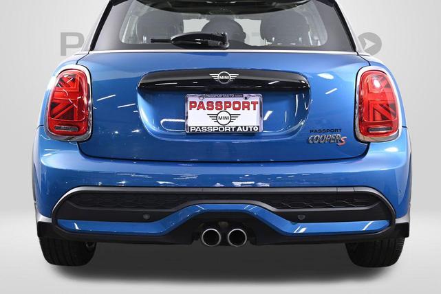 Photo of 2022 Island Blue Metallic MINI Hardtop