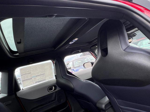 Photo of 2025 Chili Red II MINI Hardtop