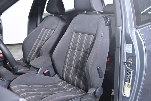 Photo of 2012 Gray Volkswagen GTI