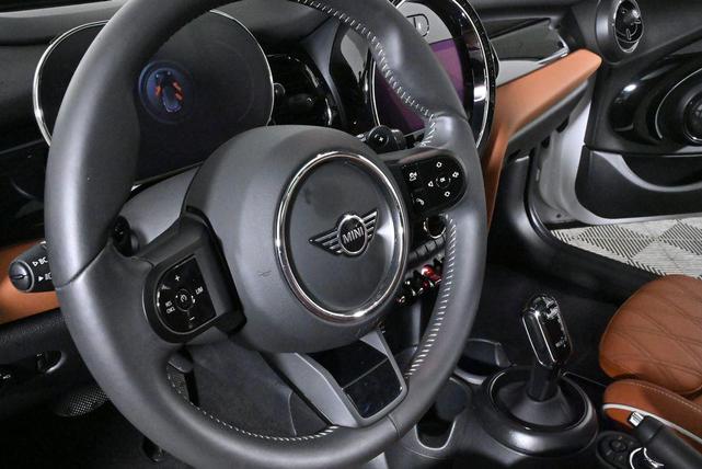 Photo of 2024 Nanuq White Metallic MINI Hardtop
