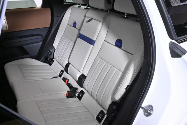 Photo of 2025 Nanuq White Metallic MINI Countryman