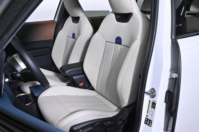 Photo of 2025 Nanuq White Metallic MINI Countryman