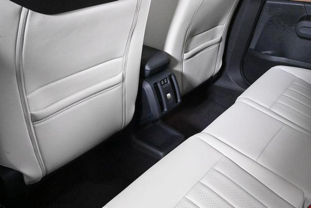 Photo of 2025 Nanuq White Metallic MINI Countryman