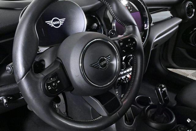 Photo of 2022 Gray MINI Hardtop