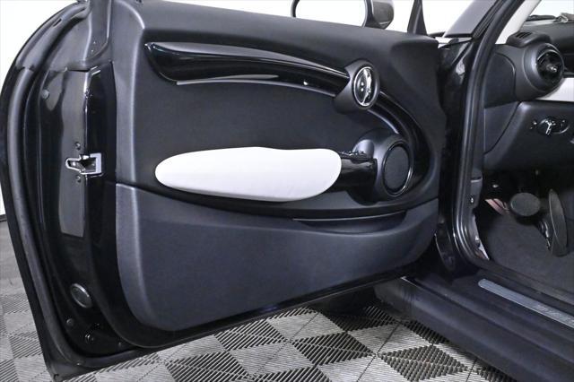 Photo of 2023 Midnight Black II MINI Hardtop