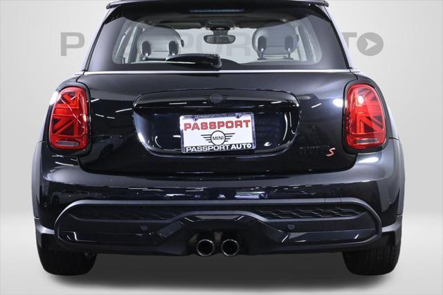 Photo of 2023 Midnight Black II MINI Hardtop