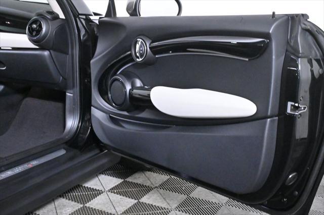 Photo of 2023 Midnight Black II MINI Hardtop