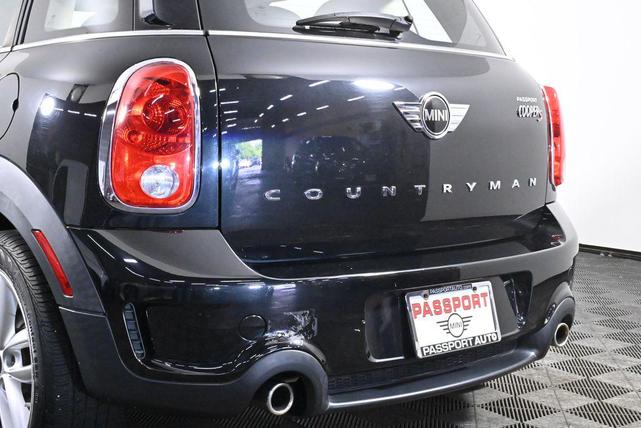 Photo of 2014 Absolute Black Metallic MINI Countryman