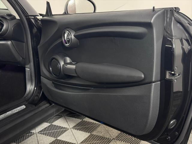 Photo of 2017 Midnight Black Metallic MINI Hardtop