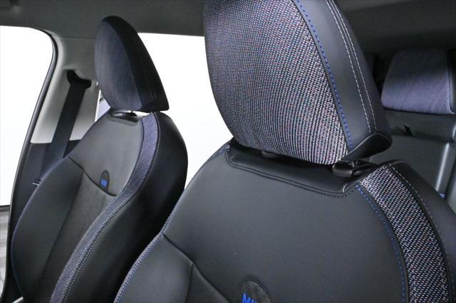 Photo of 2025 British Racing Green IV Metallic MINI Countryman