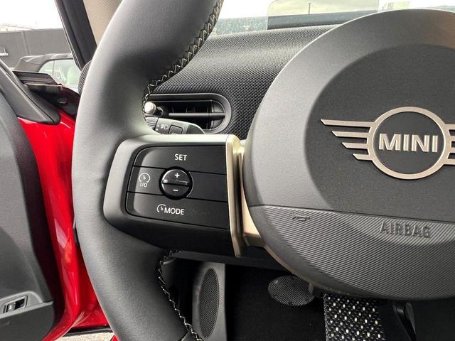 Photo of 2025 Chili Red II MINI Hardtop