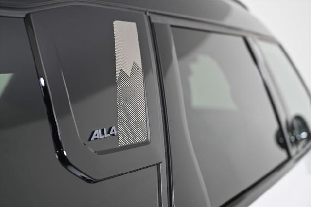 Photo of 2025 Nanuq White Metallic MINI Countryman
