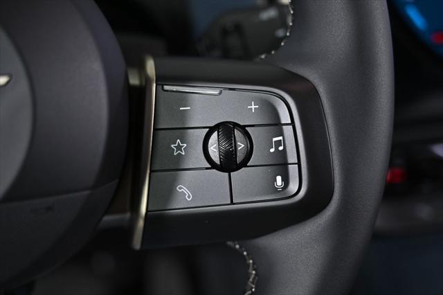 Photo of 2025 Nanuq White Metallic MINI Countryman