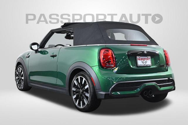 Photo of 2024 British Racing Green IV Metallic MINI Convertible