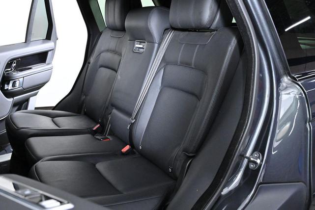 Photo of 2022 Grey Land Rover Range Rover