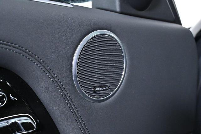 Photo of 2022 Grey Land Rover Range Rover