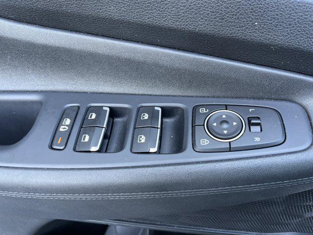Photo of 2023 Shimmering Silver Hyundai SANTA FE