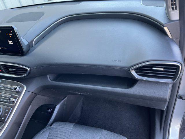 Photo of 2023 Shimmering Silver Hyundai SANTA FE