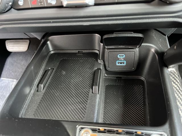 Photo of 2025 Azure Gray Metallic Tri-Coat Ford Bronco