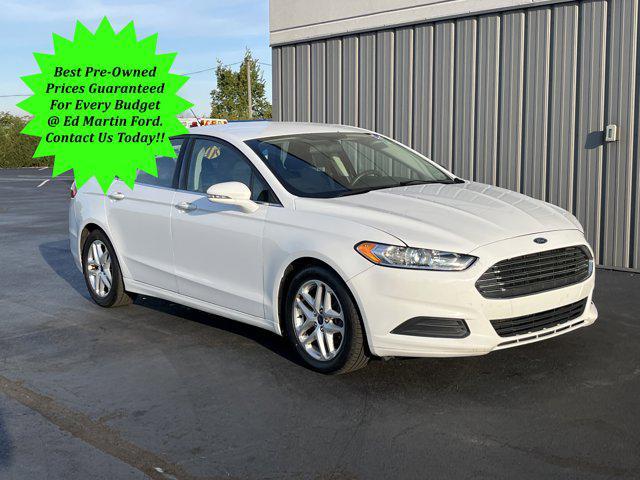 Photo of 2016 OXFORD WHITE Ford Fusion