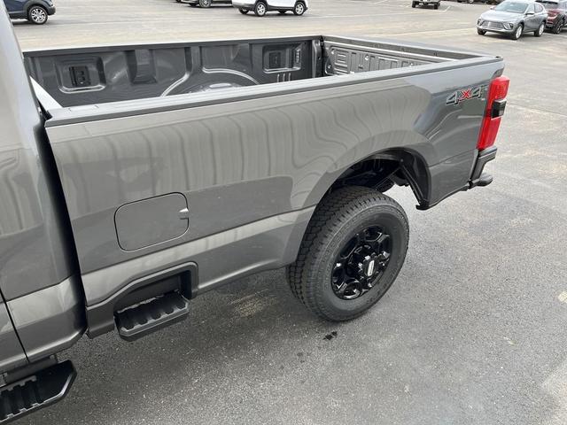 Photo of 2025 Carbonized Gray Metallic Ford F-250