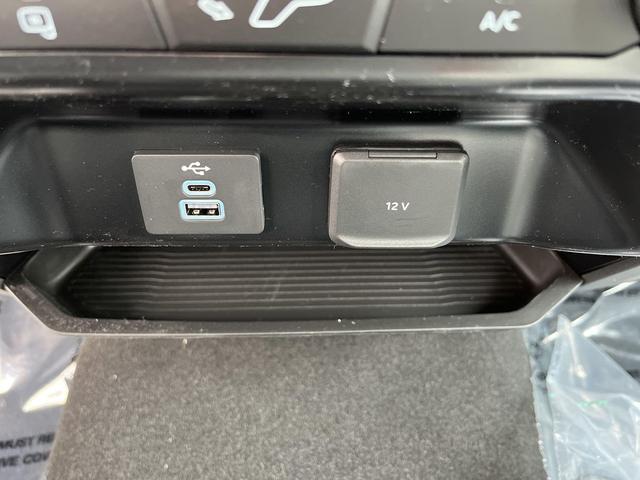 Photo of 2025 Carbonized Gray Metallic Ford F-250