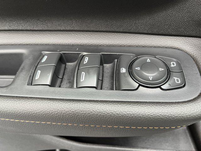 Photo of 2020 Summit White GMC Terrain
