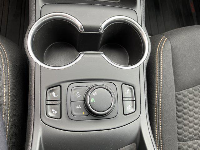 Photo of 2020 Summit White GMC Terrain