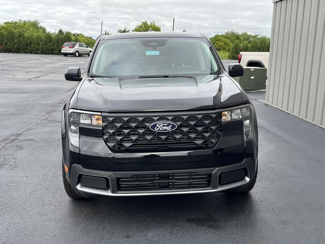 Photo of 2025 Shadow Black Ford Maverick